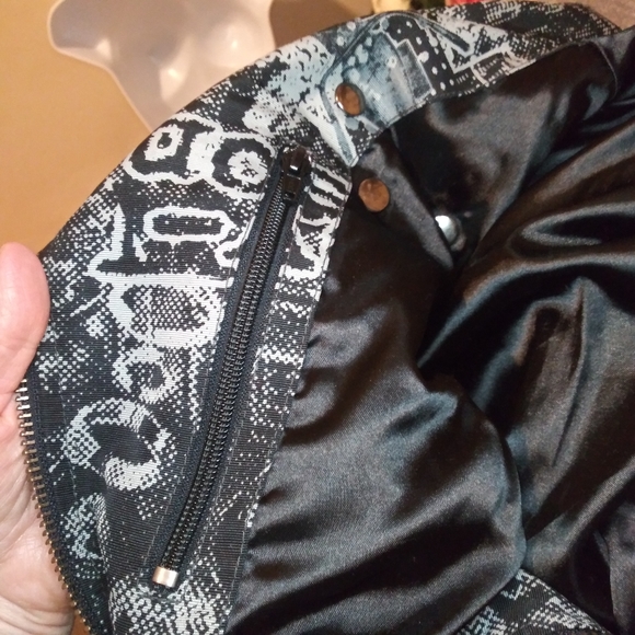 Harley-Davidson News Print Patterned Black & Gray Moto Jacket - Picture 14 of 16